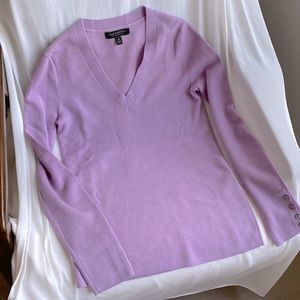 Banana Republic 100% Merino wool Lavender knit